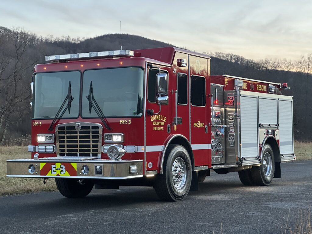 Rainelle Volunteer Fire Department - HME Custom Pumper